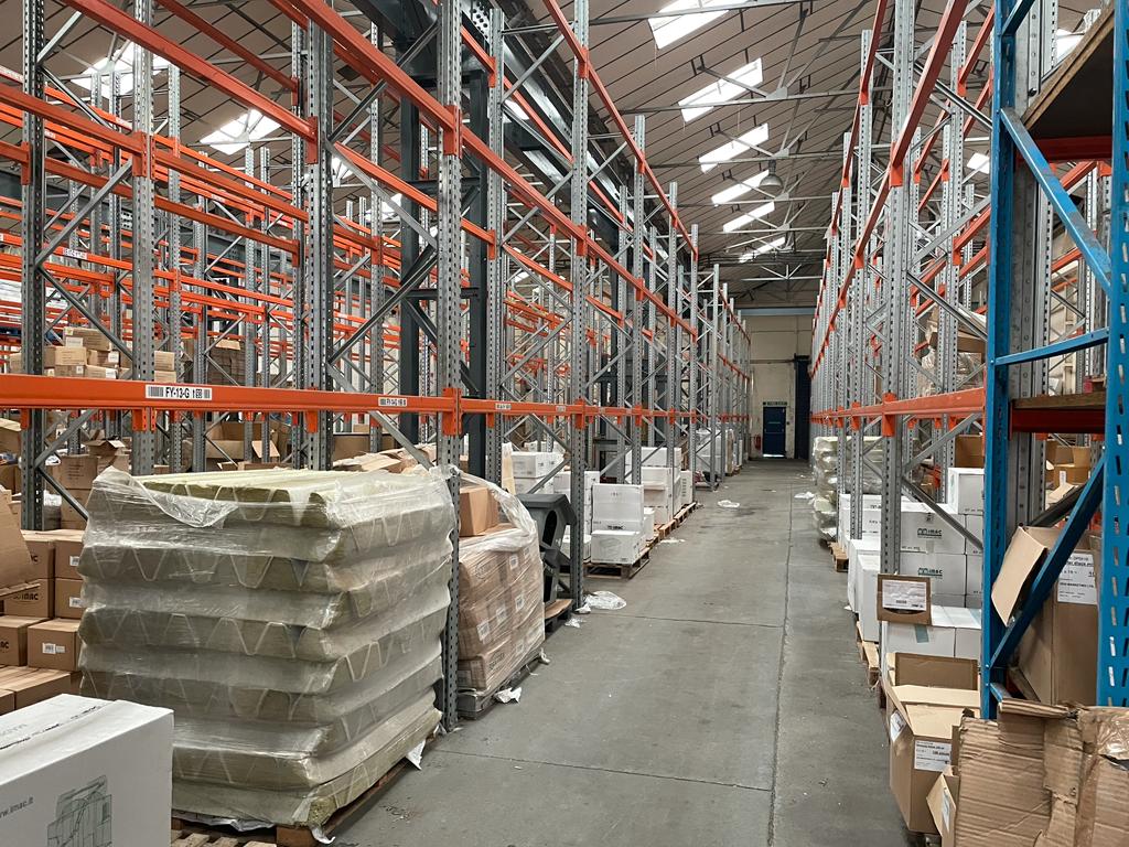 save-space-and-costs-pallet-racking-removal-services-for-uk-businesses.jpg